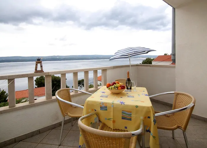Mediteran Apartman Tice
